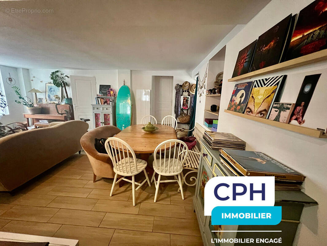 Appartement à EPONE