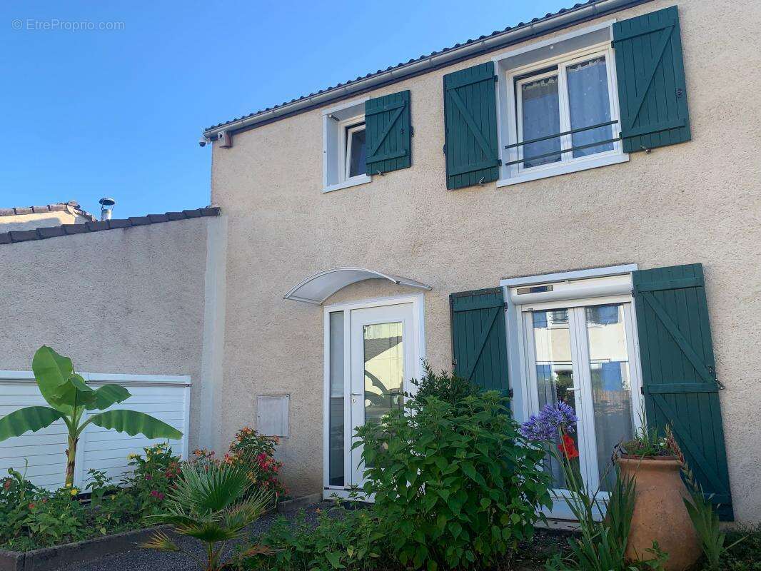 Maison à MONTALIEU-VERCIEU