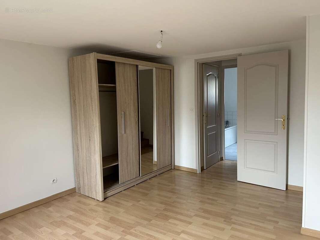 Appartement à HERICOURT