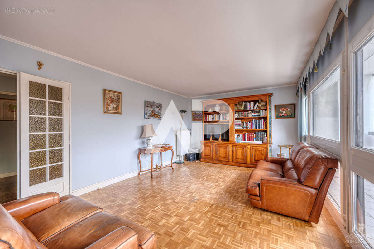 Appartement à RUEIL-MALMAISON