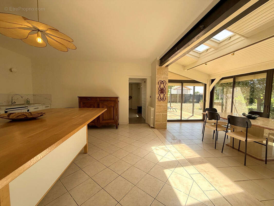 Maison 180m² à saint-émilion - photo 3
