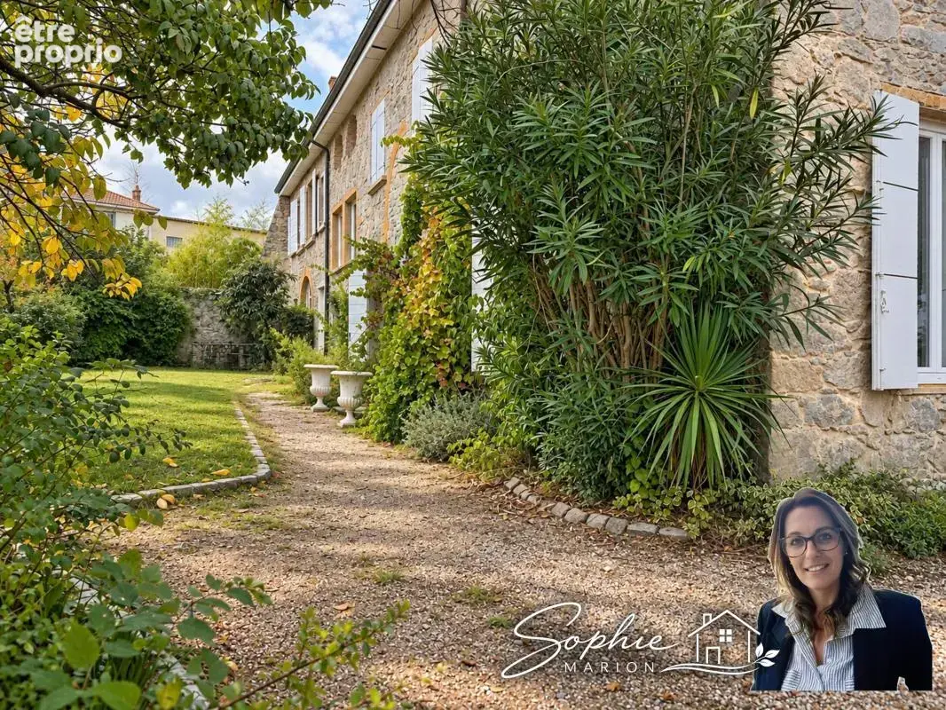 Maison 5 pièces 191 m² à vendre à Irigny (69540) - photo 2