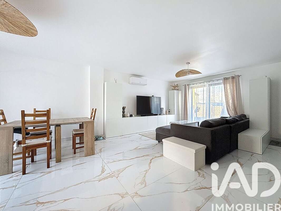 Photo 4 - Maison à BRUYERES-LE-CHATEL