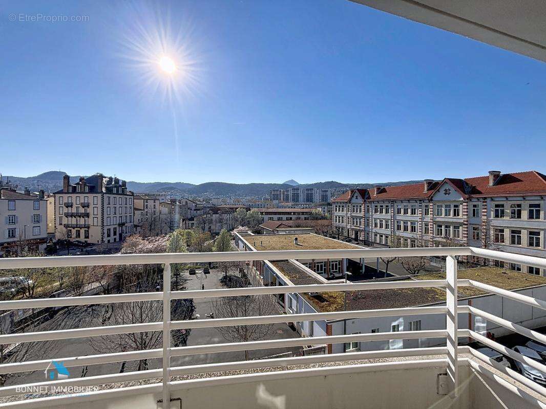 Appartement à CLERMONT-FERRAND