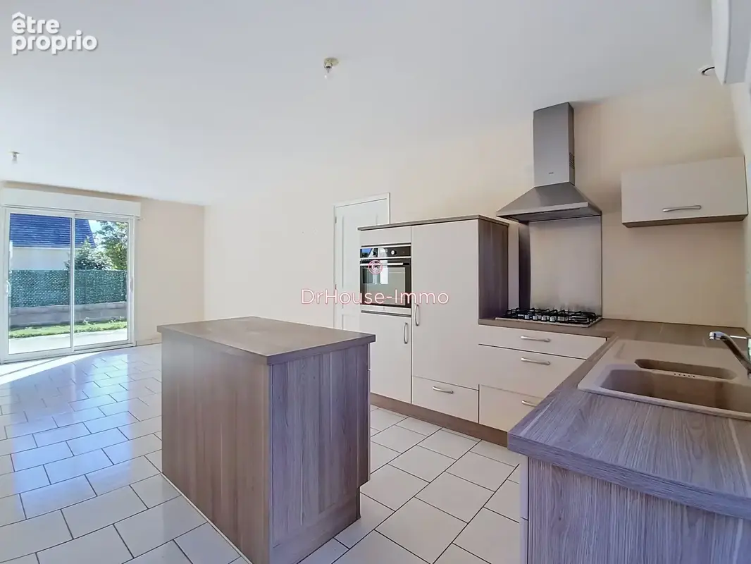 Maison 4 pièces 89 m² à vendre à Saint-Hilaire-Du-Harcouet (50600) - photo 5