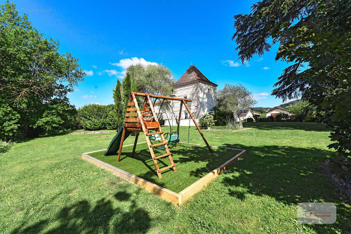 Maison à CASTELMORON-SUR-LOT