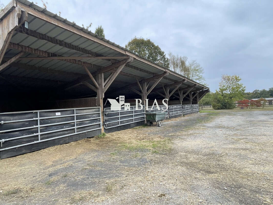 Maison à LE NOYER-EN-OUCHE