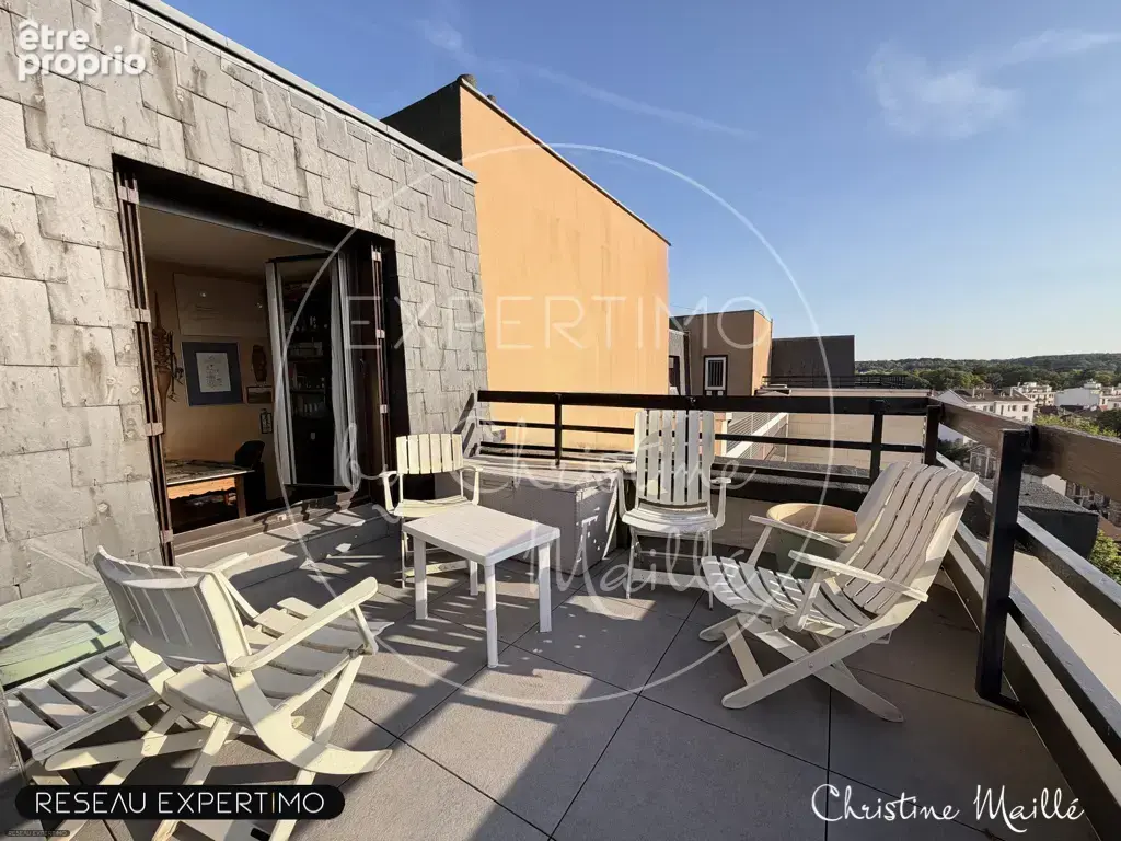 VERSAILLES MONTREUIL - Appartement toit-terrasse 6 pièces 4 chambres de 133 m2 avec terrasse de 102m2, ascensc - photo 19