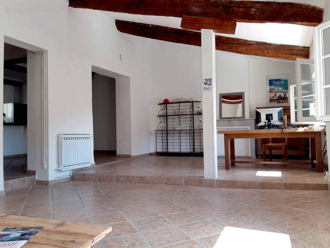 Appartement à HYERES