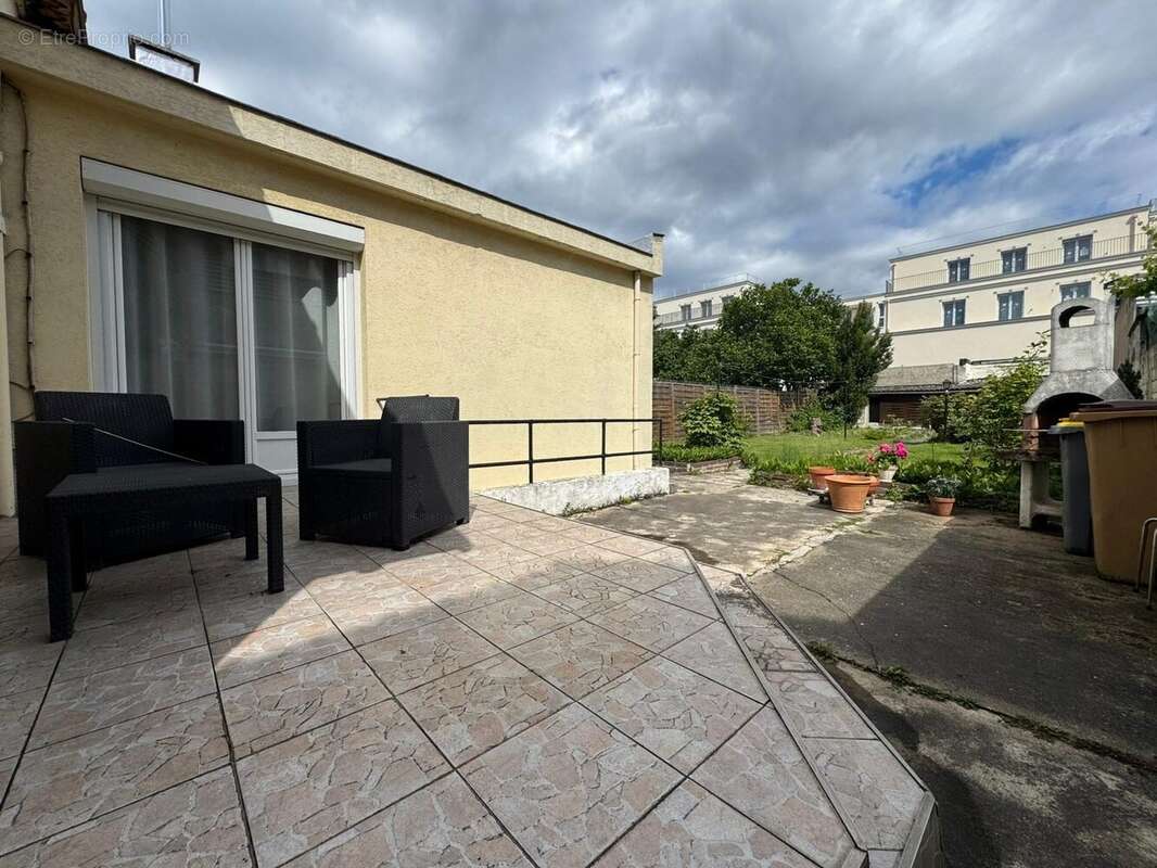 Maison à LE BOURGET