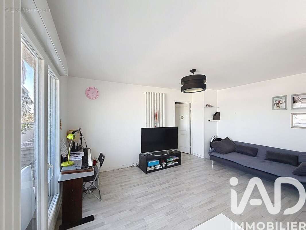 Photo 2 - Appartement à CERGY