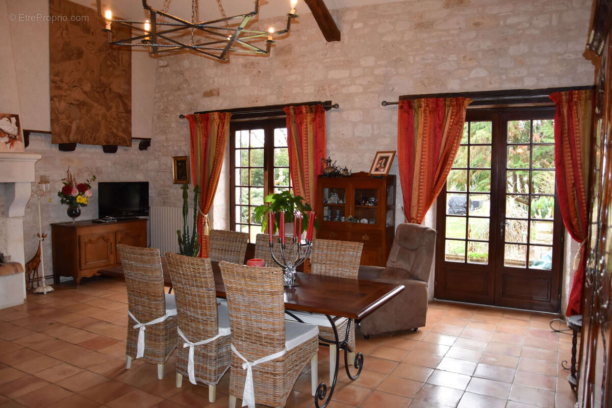 Maison à TOURNON-D'AGENAIS
