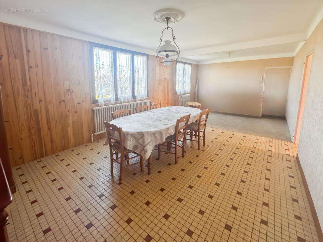 Maison à MARTIGNE-FERCHAUD