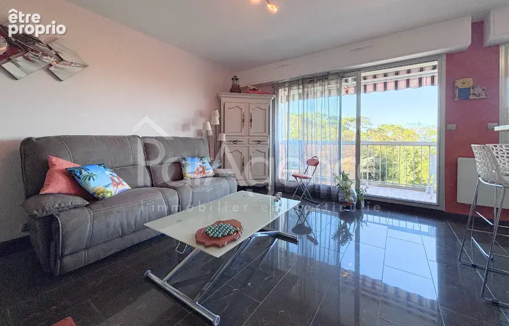 Appartement - 200 m plage de Nauzan - Parking - photo 7