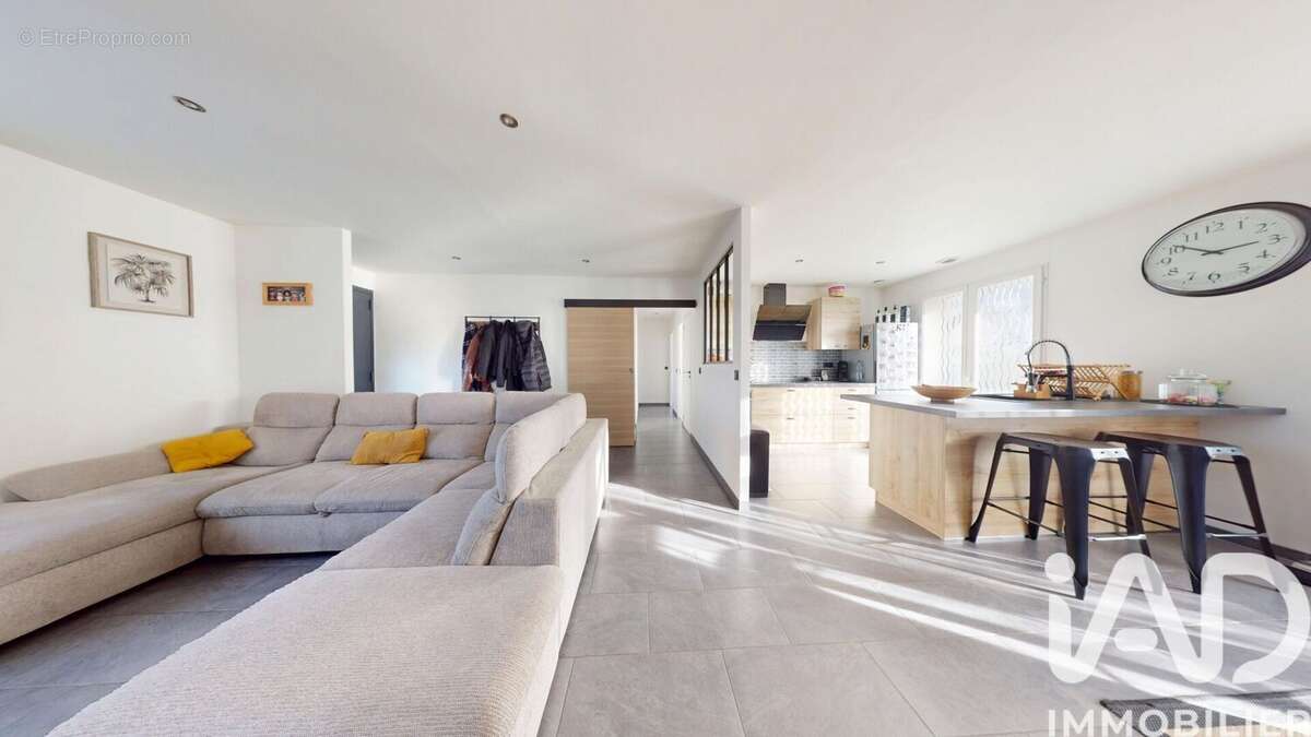 Photo 5 - Maison à VARENNES-SUR-SEINE