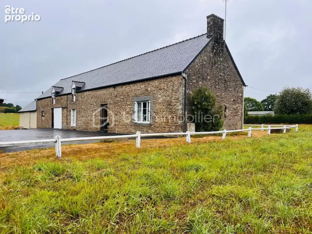LONGERE et dépendances sur + de 2 HA - photo 2
