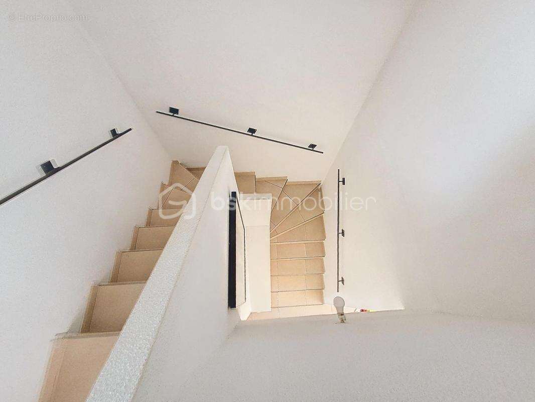 Maison à NIMES