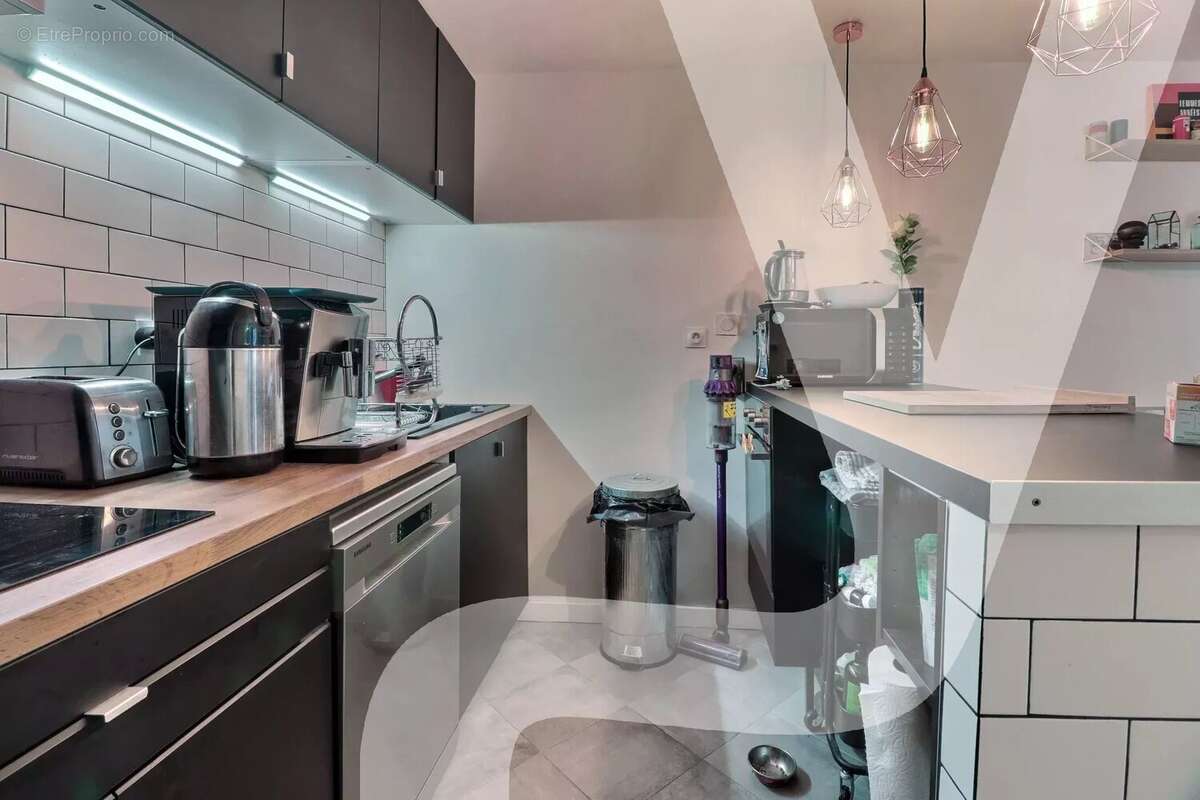 Appartement à PARIS-11E