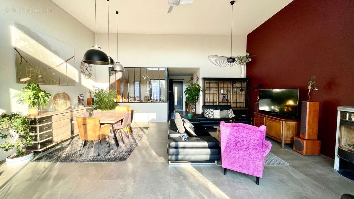 Maison à LE CELLIER