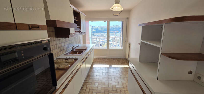 Appartement à AIX-LES-BAINS