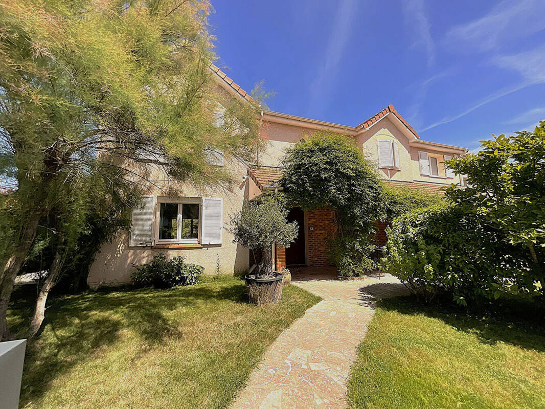 Maison à GUYANCOURT