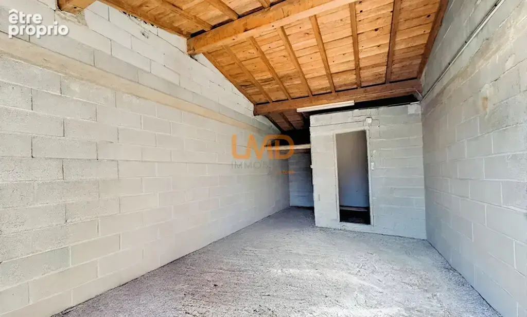 Lorgues – Plain-pied, terrain plat 1 350 m², garage - photo 13