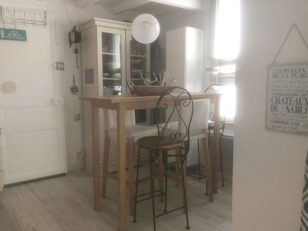 Appartement à MAUGUIO