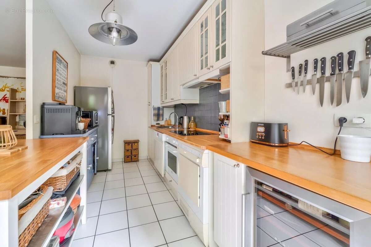 Appartement à PARIS-18E
