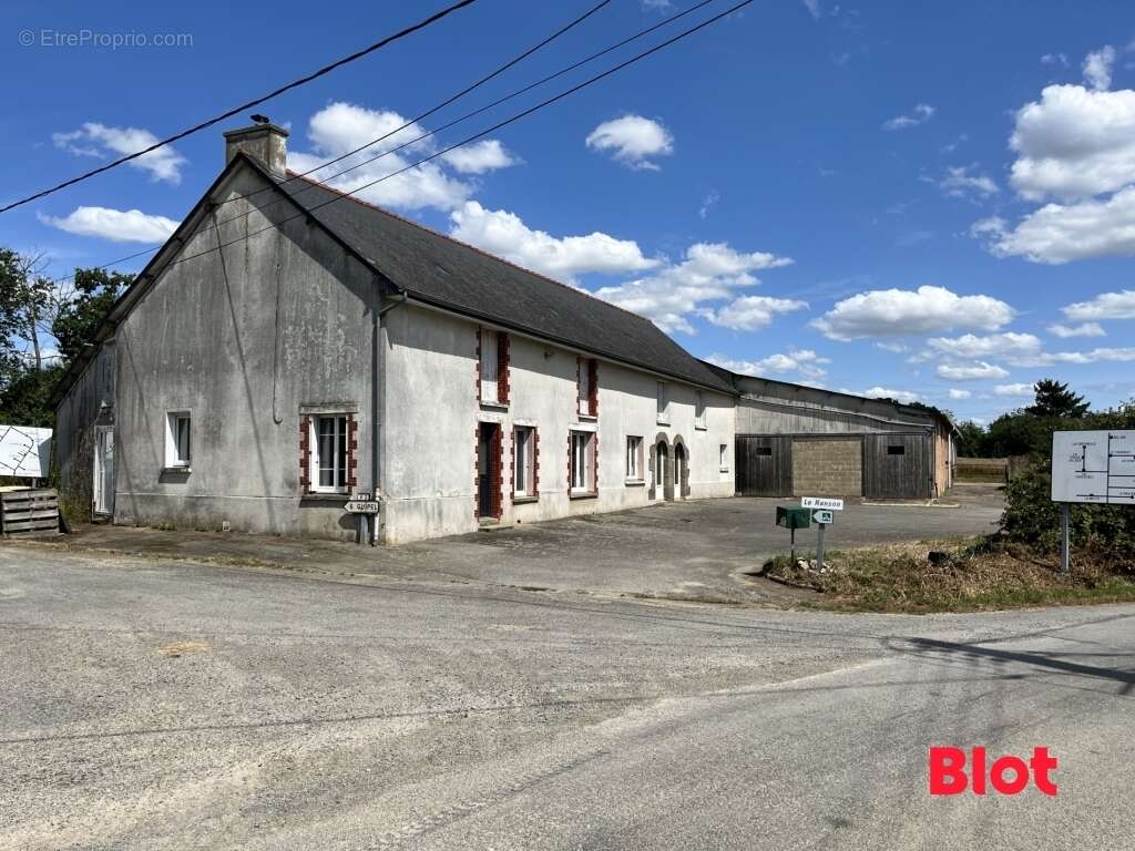 Maison 117 m² à Vignoc  - photo 2