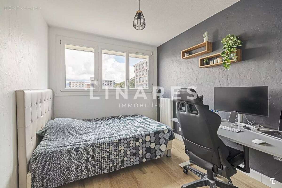 Appartement à MARSEILLE-10E