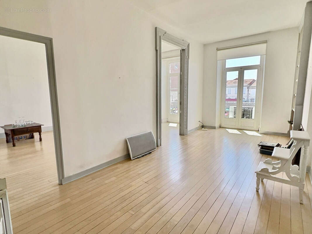 Appartement à VILLENEUVE-SUR-LOT