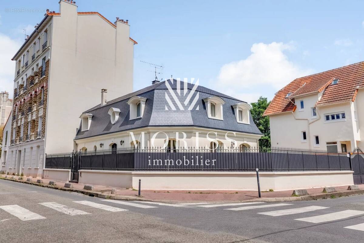 Maison à SAINT-MAUR-DES-FOSSES