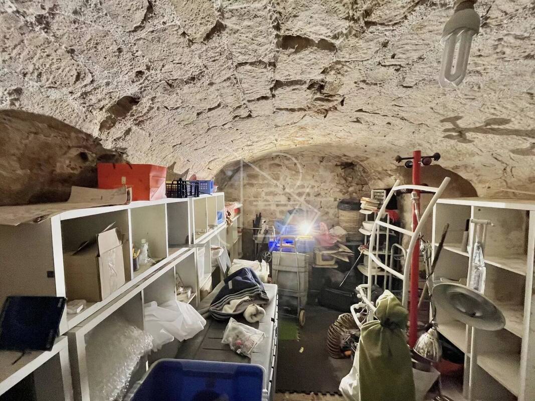 Commerce à PARIS-17E