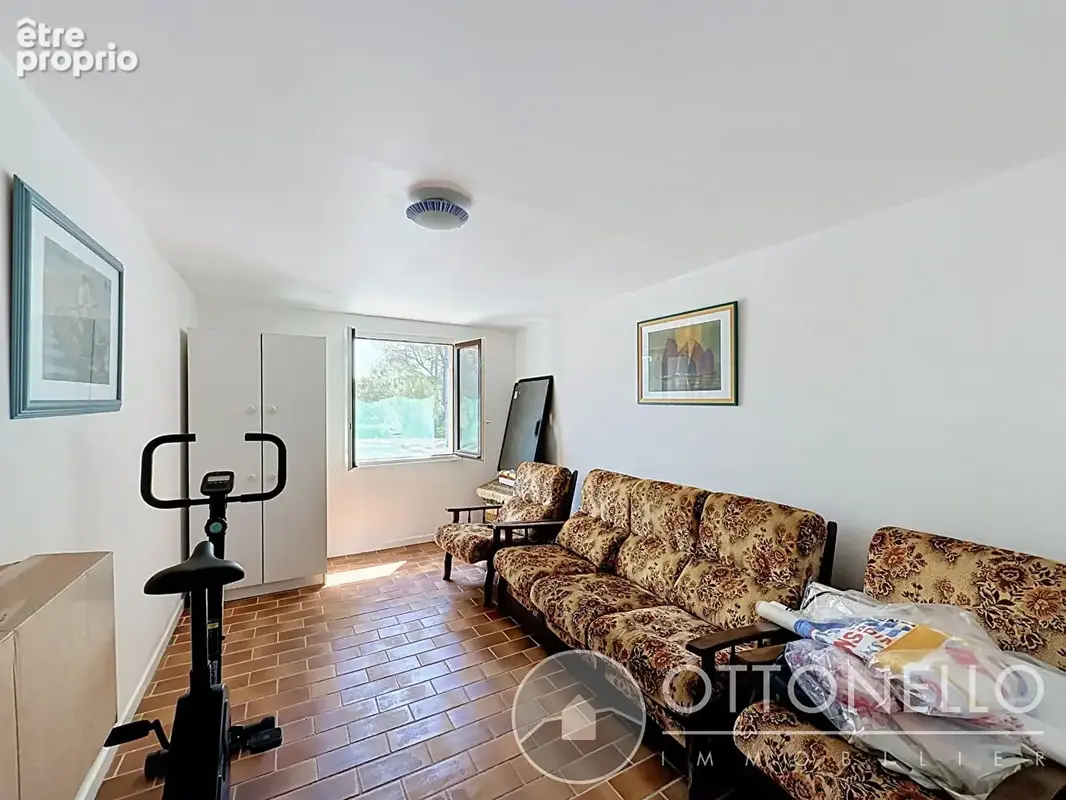 Villa Roquebrune Sur Argens 5 pièces 122,84 m2 sur 4 540 m2 de terrain avec piscine, garage et sous-sol - photo 11