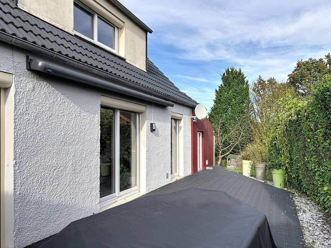 Maison à QUEVREVILLE-LA-POTERIE