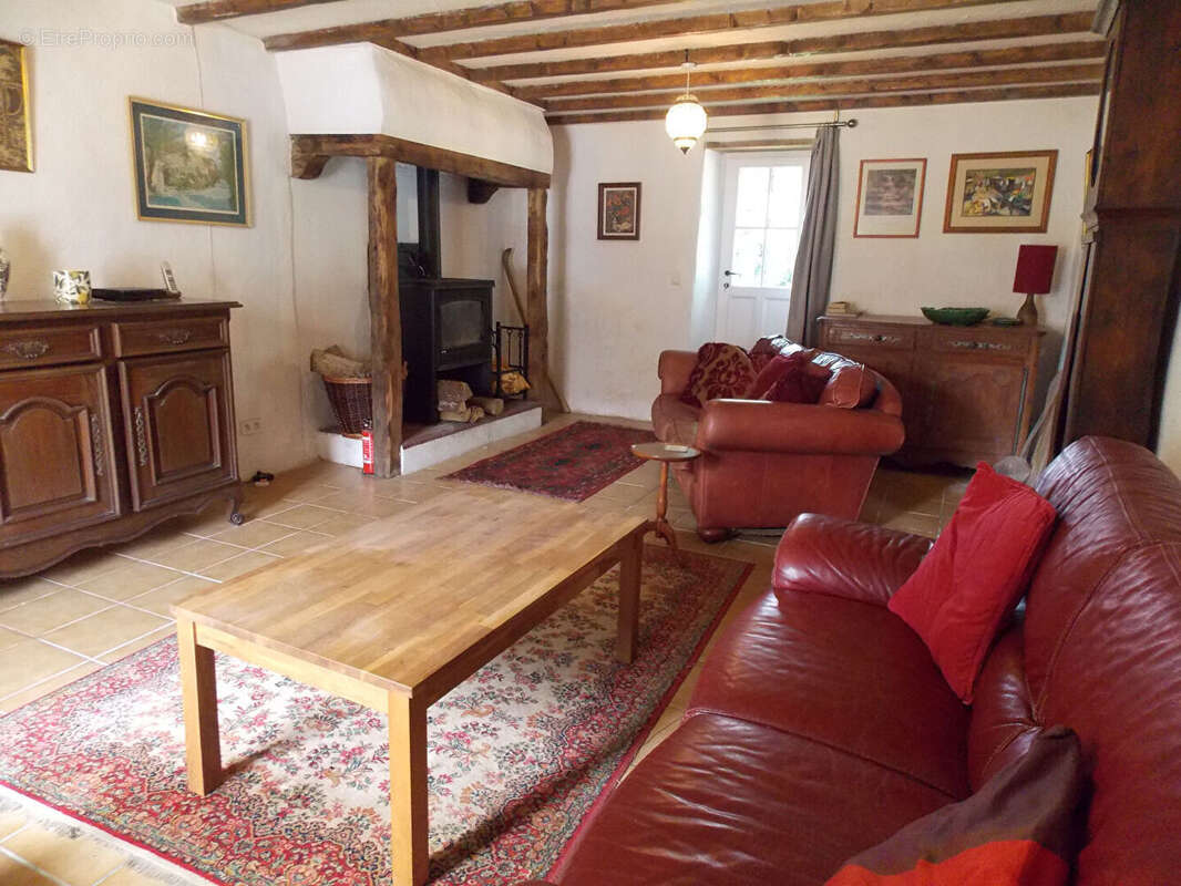 Maison à MAISONNAIS-SUR-TARDOIRE