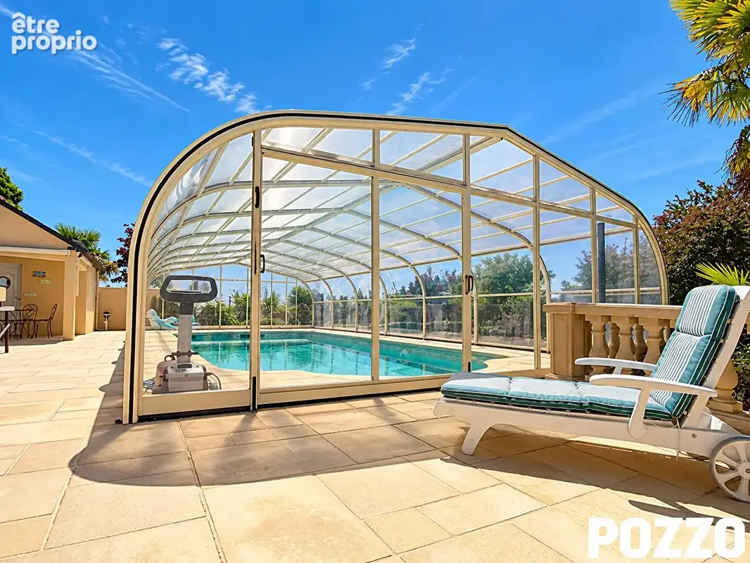 A Vendre - MAISON DE MAITRE - Roz Landrieux - Piscine - photo 19