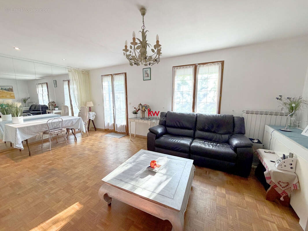 Maison à MAFFLIERS