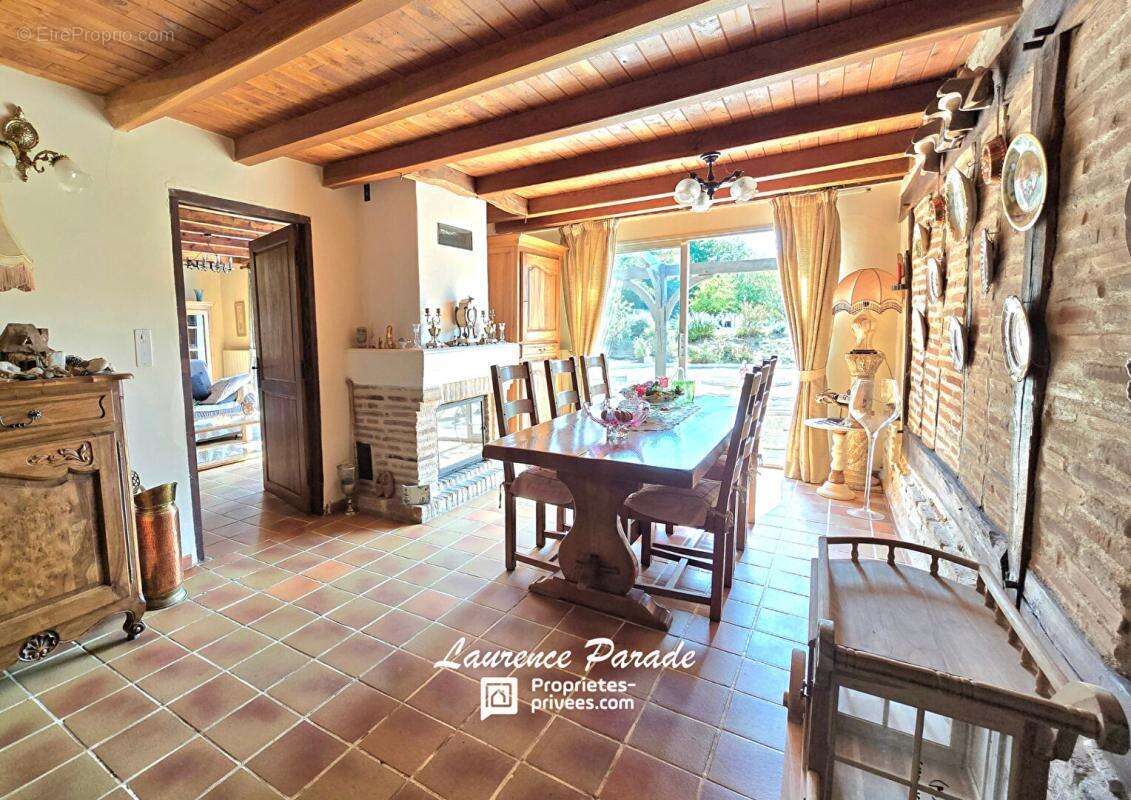 Maison à SAINT-MICHEL-DE-DOUBLE