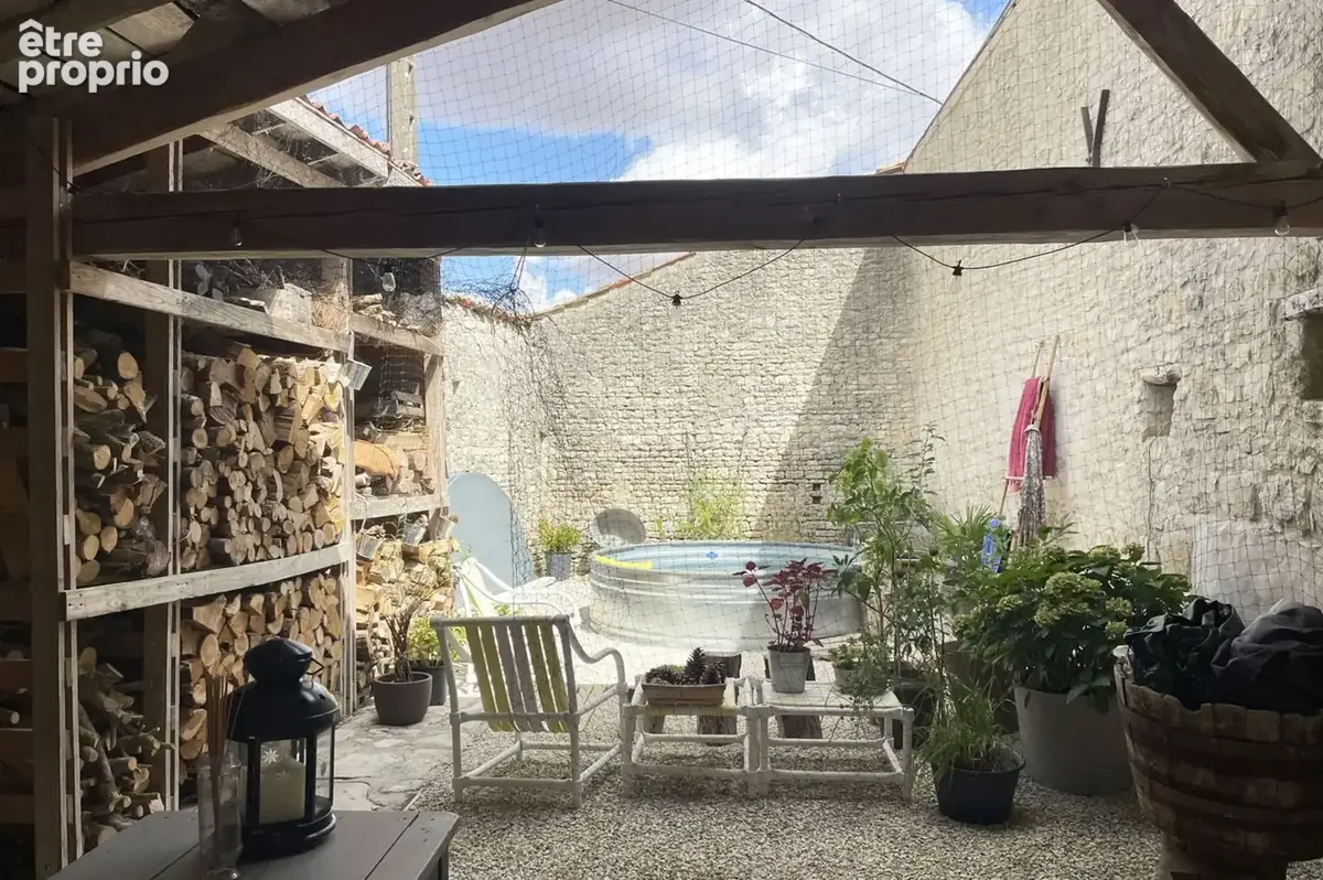 Maison à vendre 7 pièces avec dépendance sur terrain de 1140 m² AUMAGNE (17) - photo 14