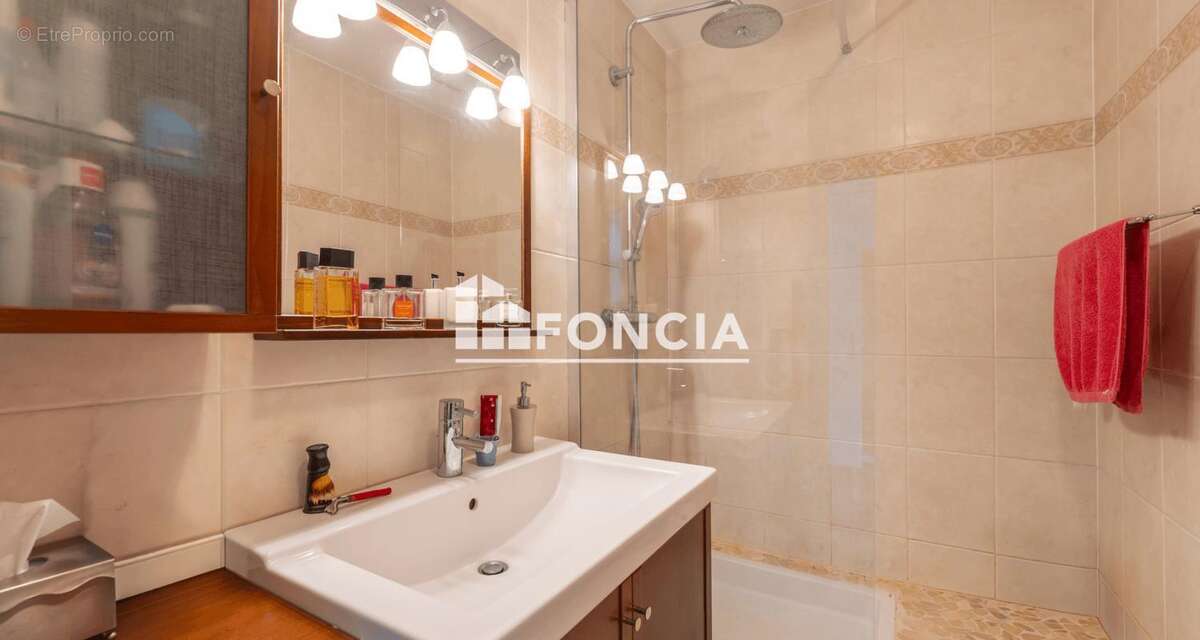 Appartement à SAINT-GRATIEN