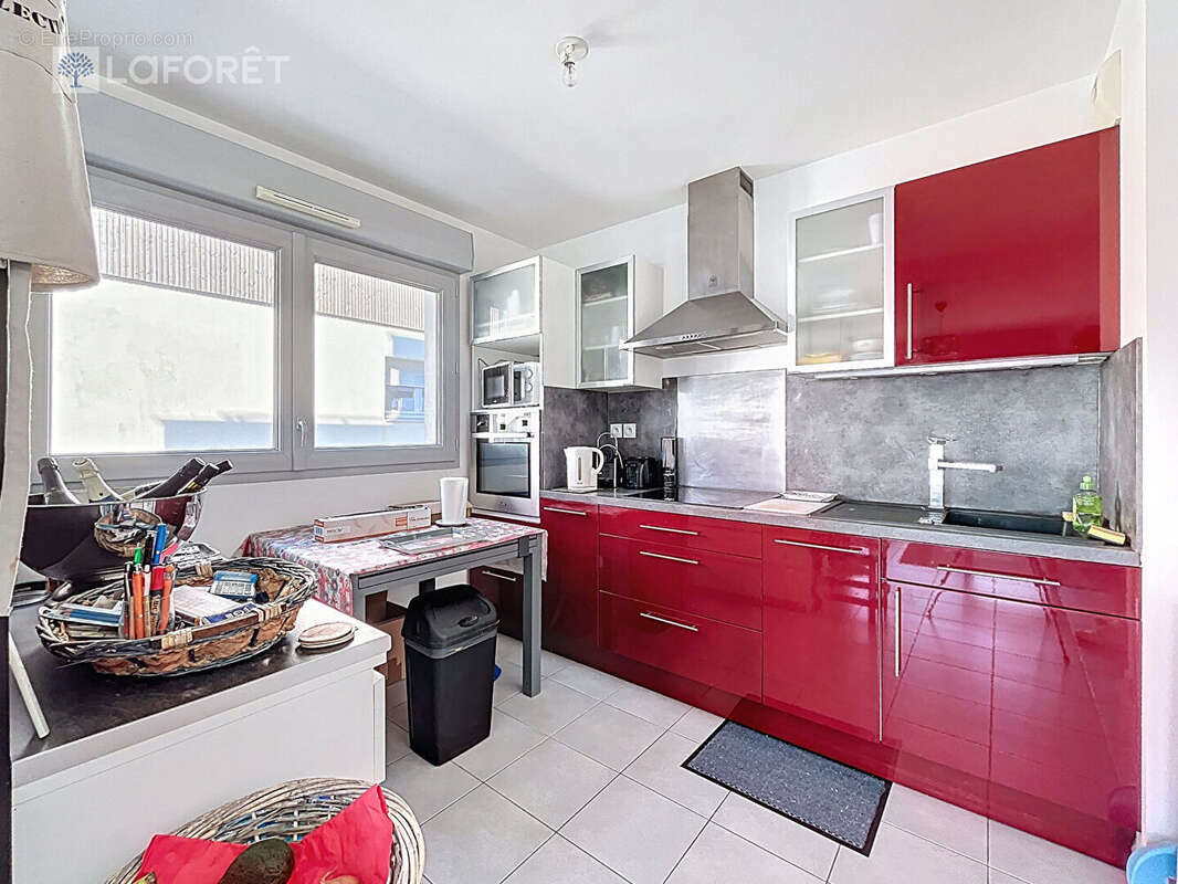 Appartement à SAINTE-LUCE-SUR-LOIRE