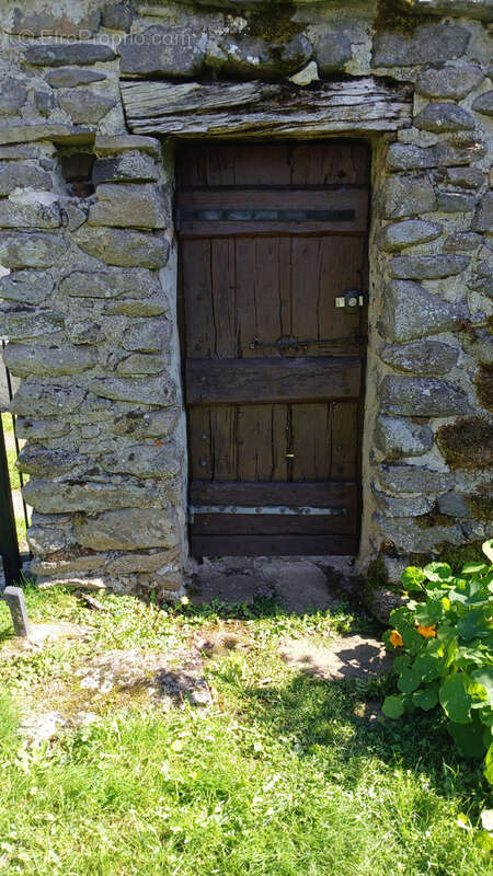 Maison à CHAUSSENAC
