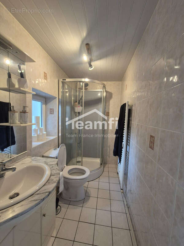 Appartement à COURPIERE