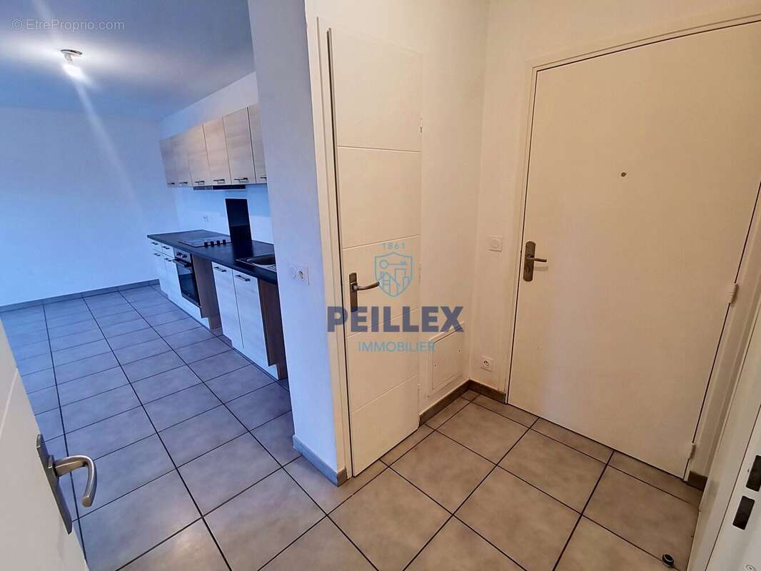 Appartement à DOUVAINE