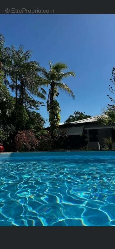 Maison à REMIRE-MONTJOLY