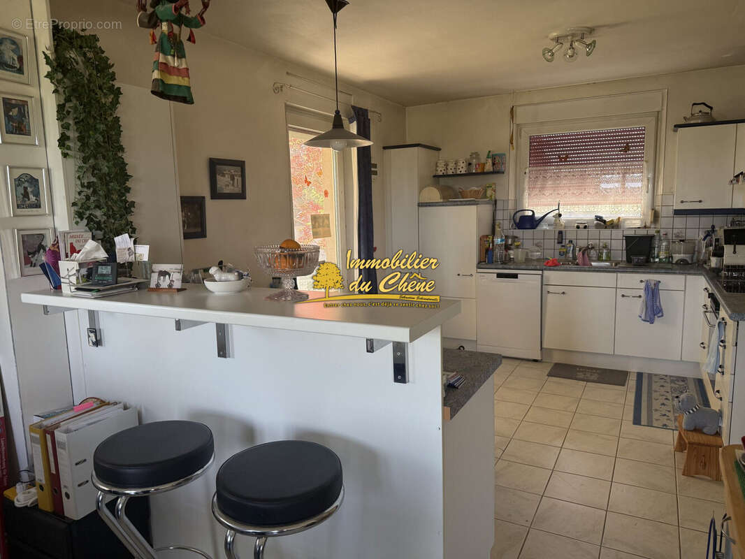 Maison 176 m² à Frotey-Les-Lure  - photo 2