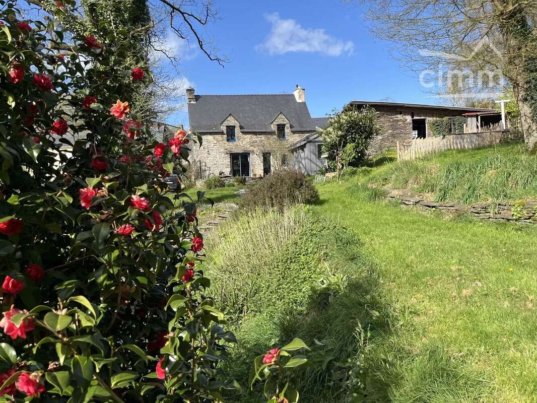 Maison à LA GACILLY