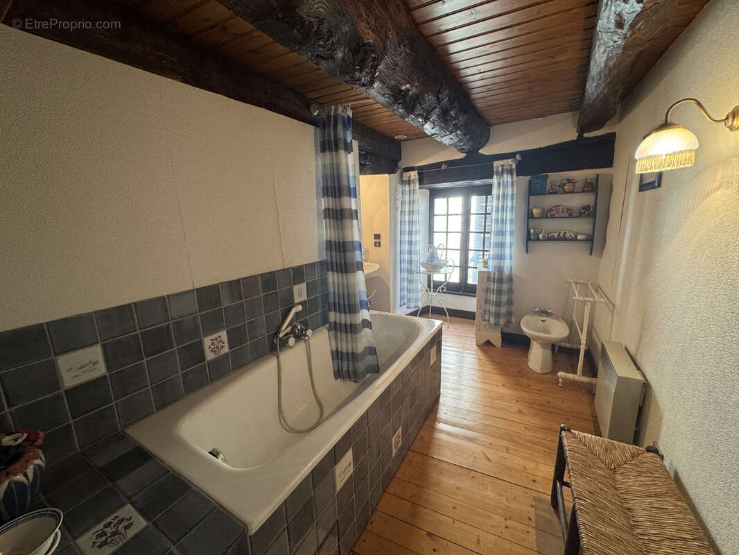Maison à REQUISTA