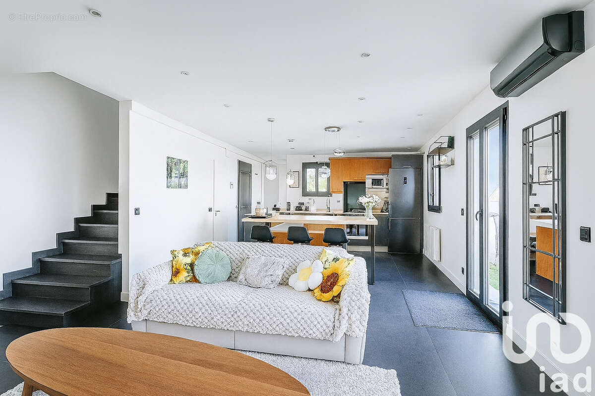 Photo 2 - Maison à BRY-SUR-MARNE